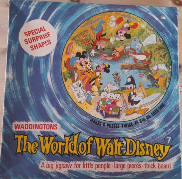 Waddingtons The World of Walt Disney 100-Piece Circular Puzzle #7 (1970)