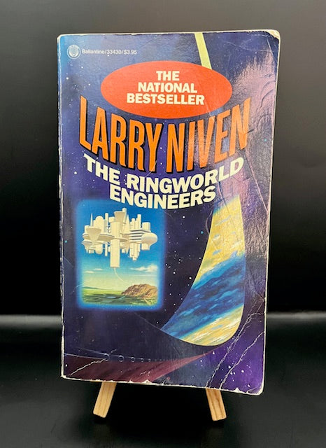 The Ringworld Engineers (1981) paperback by Larry Niven