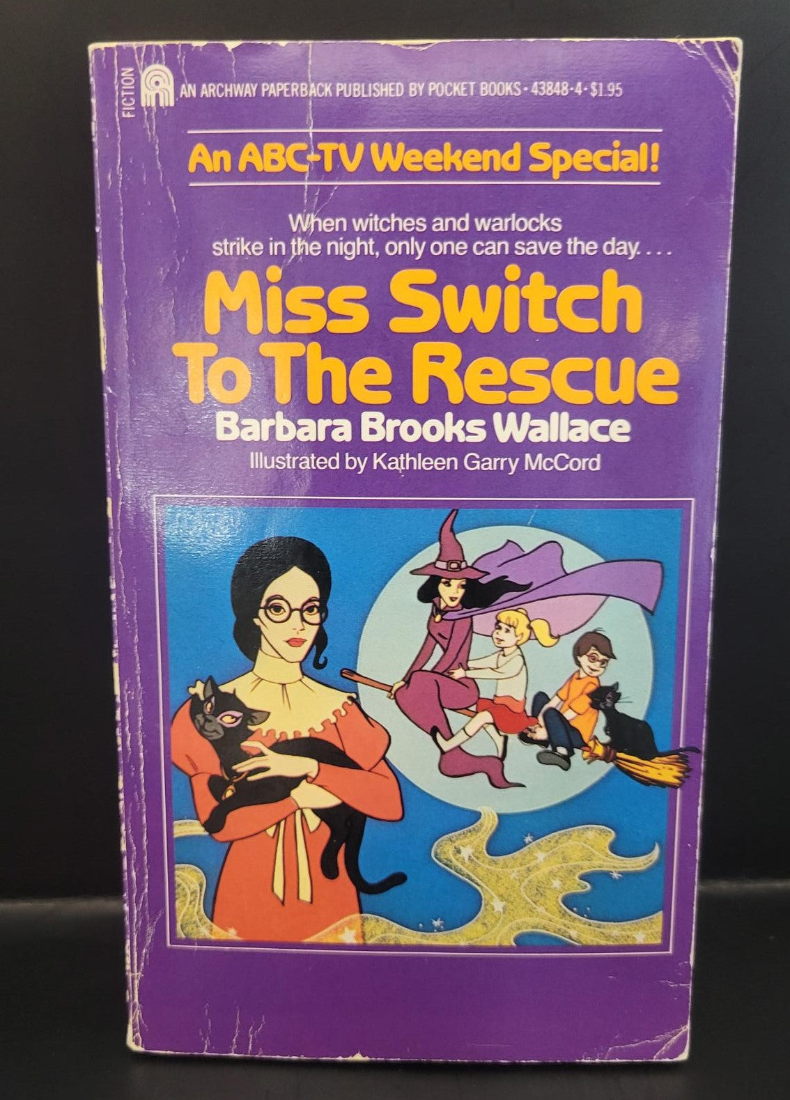 Miss Switch to the Rescue - Wallace, Barbara (1981) 2nd Printing