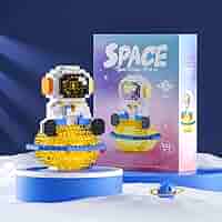 Spaceman Travel 433-Piece Brick Building Set w/LED Light NEW/SEALED